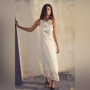 Zara embroidered lace dress size large